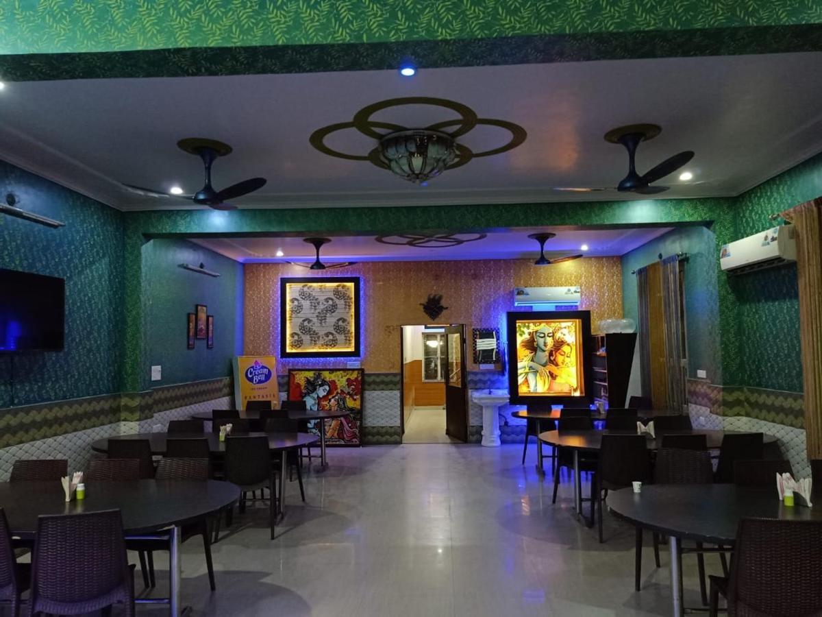 Maan Hotel And Restaurant Алвар Екстериор снимка